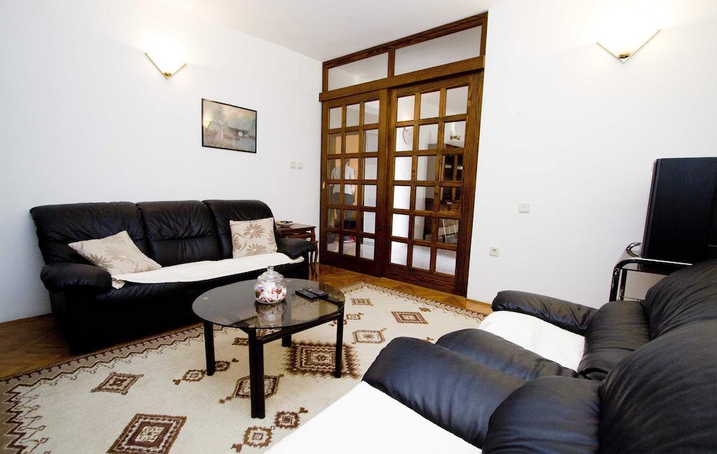 Apartment Pcelica Maja Podstrana Zimmer foto